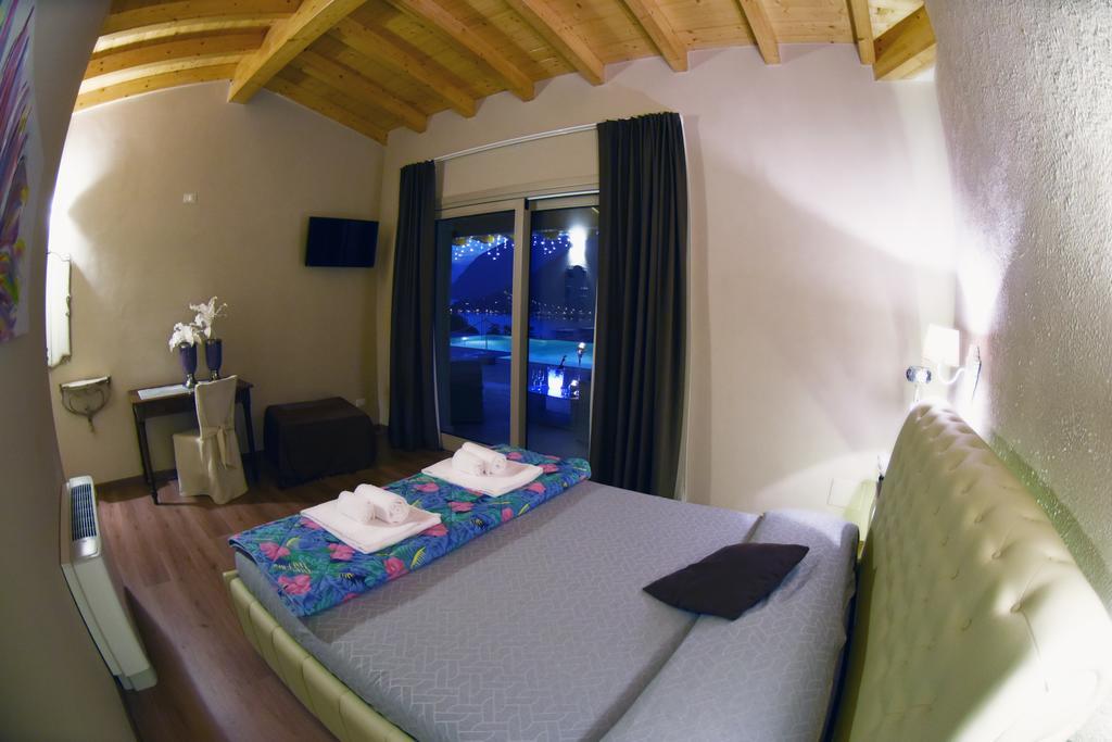 Agriturismo Le Fontane Сале Маразино Екстериор снимка