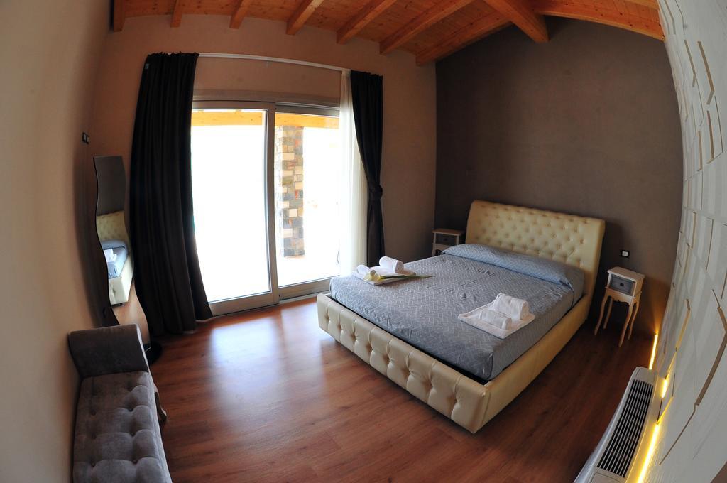 Agriturismo Le Fontane Сале Маразино Стая снимка